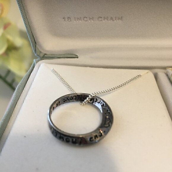 Circle of  Love Necklace for Mom | New in Box - Picture 3 of 6